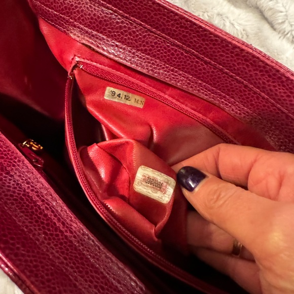 CHANEL 24k CC Caviar Bag - Picture 6 of 14